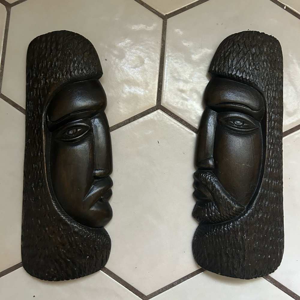 Set Of 2 Vintage Hand Carved Wooden Head Tribal Folk Decor